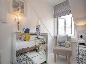 1 chambre, accès au Wi-Fi (inclus), literie fournie