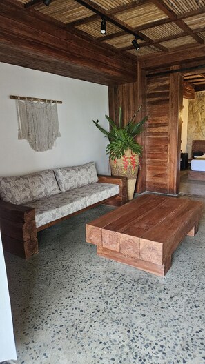 Familierom, spabadekar | Sengetøy av topp kvalitet, dundyner og individuelt dekorert