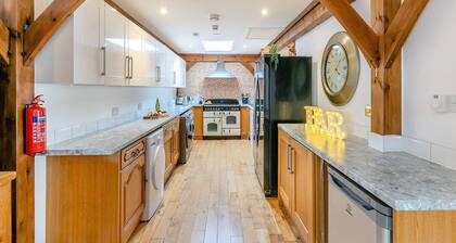 Alojamiento de 8 habitaciones en Gloucester