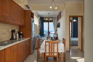 Private kitchen - Kyma beach accommodation/Poseidon apartment/6 guests (Kolymvari,Chania,Crete)