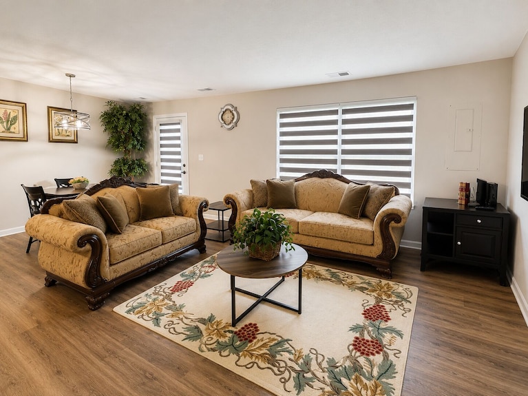 Bluegrass Retreat - Located In Georgetown, Ky, Close To Toyota, Horse Park - Georgetown, KY