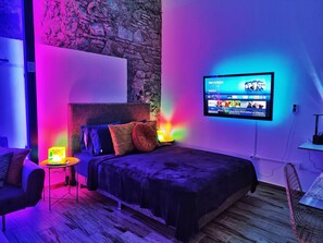 1 bedroom, blackout curtains, iron/ironing board, free WiFi - Oddity Studio By Paradox (Panama City)