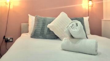 2 bedrooms, WiFi, bed sheets