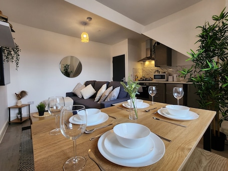 Speisen. ApartHotel - Flat 3 (1 Bed)
