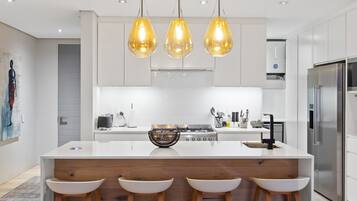 Fridge, microwave, oven, dishwasher