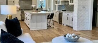 Luxury townhome near LSU and L’Auberge Casino 