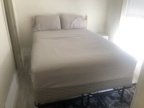 2 soverom, wi-fi og sengetøy