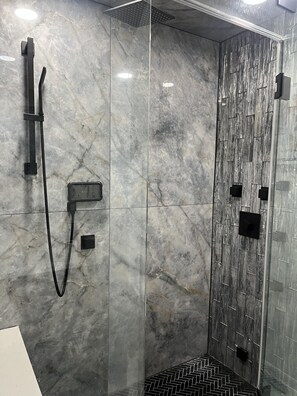 Shower, jetted tub, hair dryer, bidet