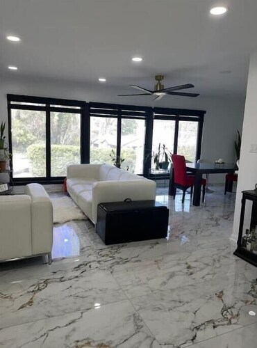 The Maison on Miller Beach