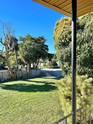 Property grounds - Perfect location, close to everything! (West Palm Beach)