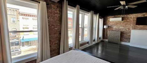 1 室のベッドルーム、アイロン / アイロン台、WiFi (無料)、ベッドシーツ