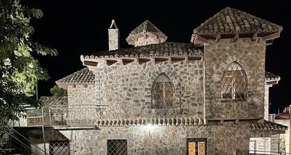 Casa Rural La Moraleja en la Sierra de Cazorla. Pista Deportiva, Parque Infantil