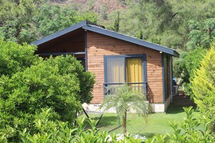 2 bedrooms, Egyptian cotton sheets, premium bedding, down duvets