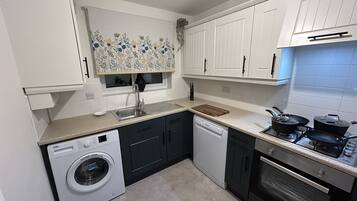 Fridge, microwave, oven, dishwasher