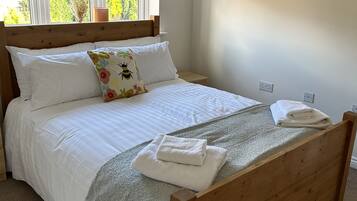 3 bedrooms, iron/ironing board, travel cot, WiFi