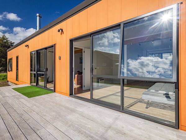 Exterior detail - Te Whare Retireti Hukarere - Rangataua Retreat (Ohakune)