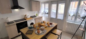 Dining - « Modern Cosy » Hyper Centre Bernay (Bernay)