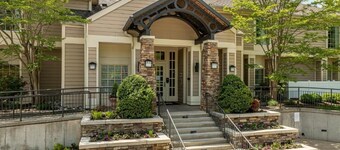 2 Bedroom x 2 Bathroom in Malvern, PA