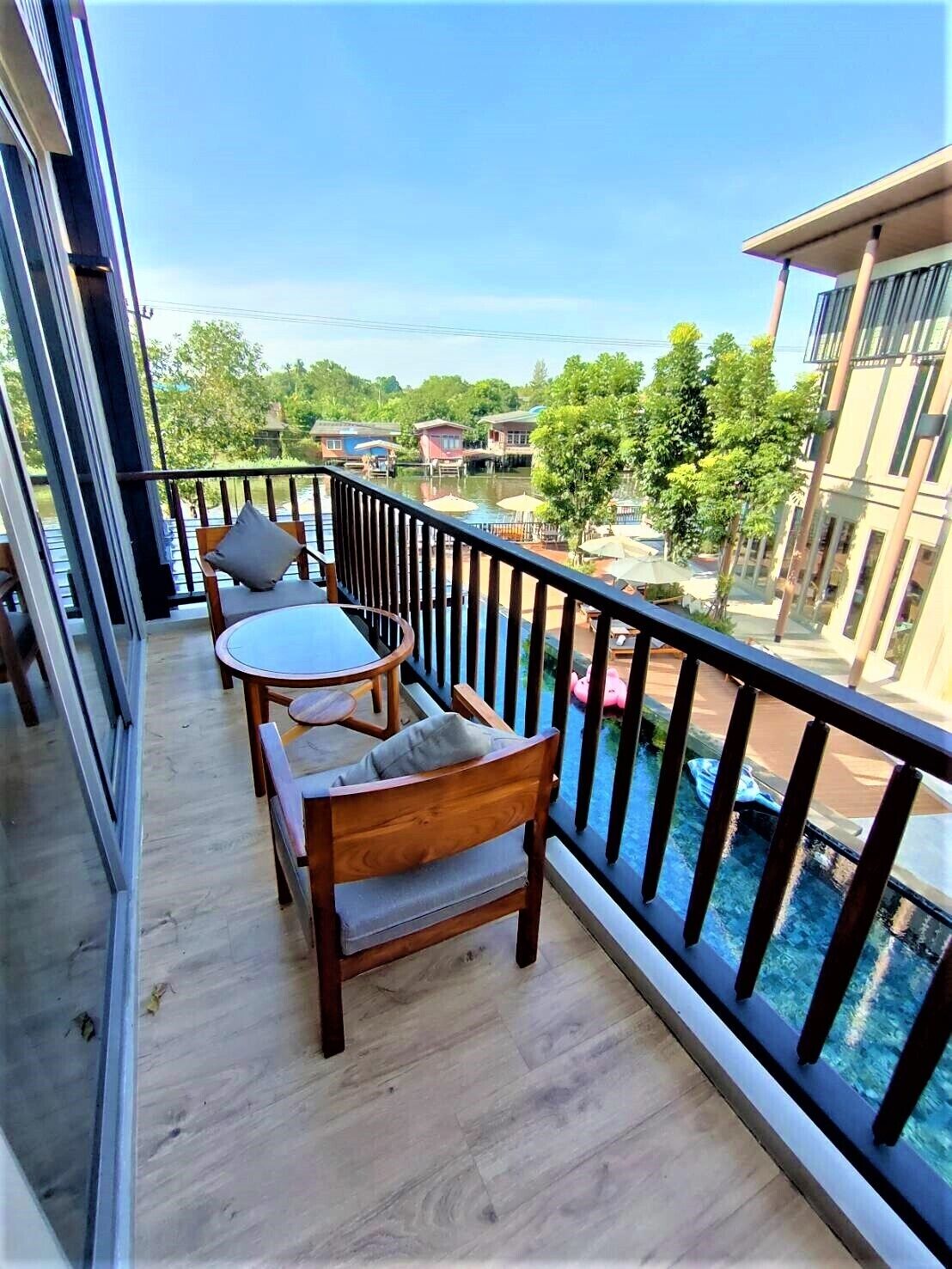 Villa Pavilion (Twin Bed) | มินิบาร์ฟรี, ตู้นิรภัยในห้องพัก, ผ้าม่านกันแสง, เตารีด/โต๊ะรีดผ้า