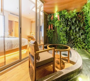 Tropical Garden | 1 Schlafzimmer, kostenlose Minibar, Zimmersafe, Verdunkelungsvorhänge