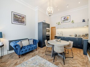Interior - Derwent House Apartments - Harwood - UK46786 (Scarborough)