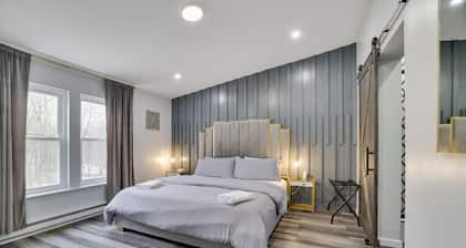 Mountain Haven Retreat: Brand New 8BR/3BA Sleeps 18