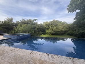 Pool - Casa Mariposa - villa w/ infinity pool, near beach (Brasilito)