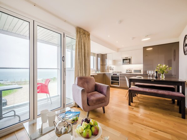 Interior - 3 bedroom accommodation in Falmouth (Falmouth)