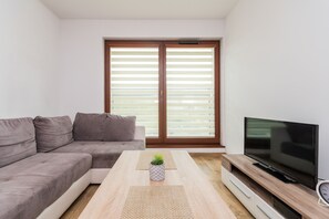 Deluxe Apartment | 1 bedroom, iron/ironing board, free WiFi, bed sheets - Jaglana Deluxe by Grand Apartments (Gdansk)