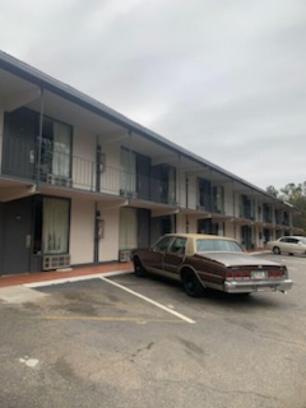 Exterior - 8 Inn By Capital O Americus US 19 (Americus)