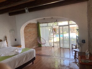 隔音、免費無線上網