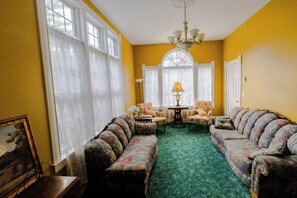 Property amenity - The Wen Inn formerly Andor Wenneson (Peterson)