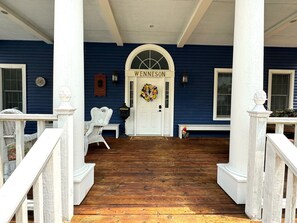 Front of property - The Wen Inn formerly Andor Wenneson (Peterson)