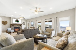 Smart TV, fireplace, video games