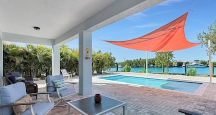 Brand new 5bed/6bath pool w/45 foot dockage - available with 2 more homes