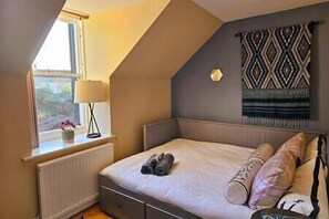 2 chambres, fer et planche à repasser, Wi-Fi, literie fournie
