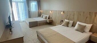 El Mar Double Room with Swimming Pool