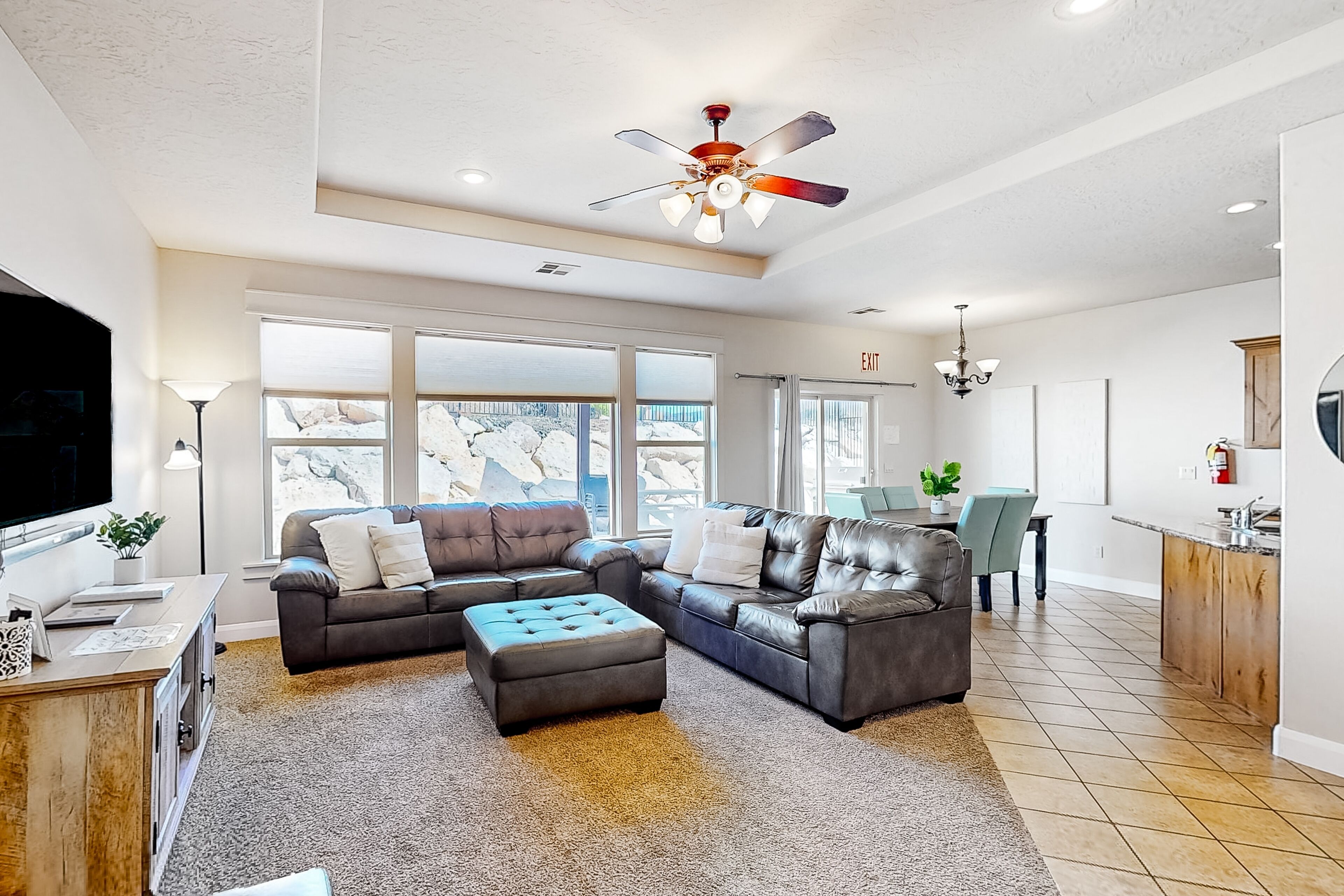 Spacious home near Zion NP with game room, fast WiFi, grill, & equipped kitchen