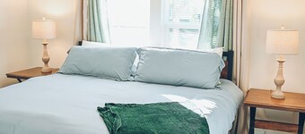 Charming 2-bedroom cottage built with children and pets in mind.