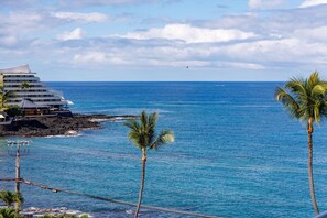 Appart'hôtel, 1 très grand lit et 1 canapé-lit (Kona Alii 707) | Plage