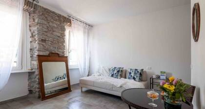 Eva's Rooms "Rebecca" Open Space
Codice citra 011030-aff0071