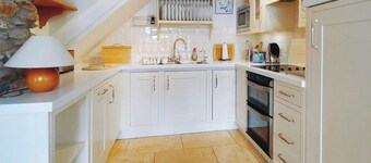 Discover a cosy two-bedroom cottage on the Colmer Estate in Ivybridge.