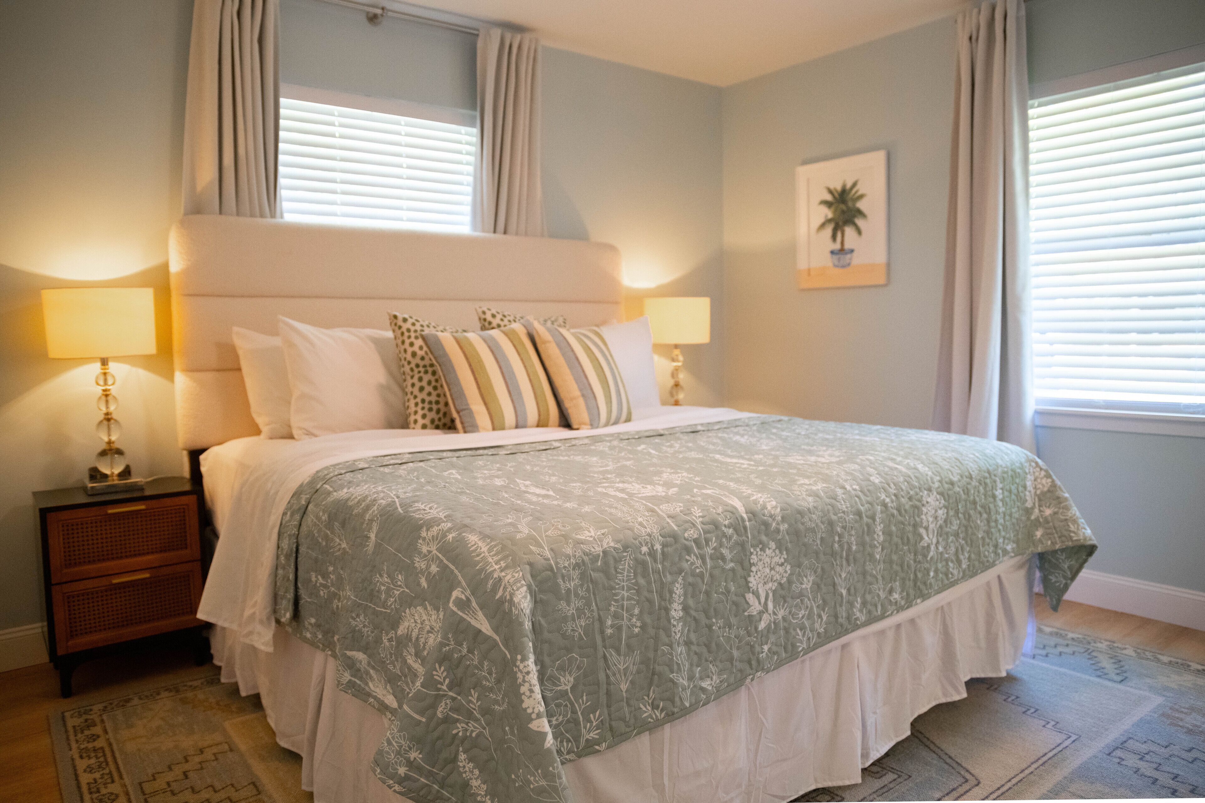 3 bedrooms, iron/ironing board, travel crib, free WiFi