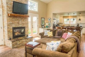 Unclassified image, 5 of 44, button