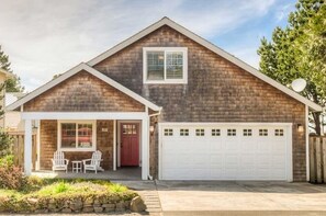 Unclassified image, 2 of 44, button