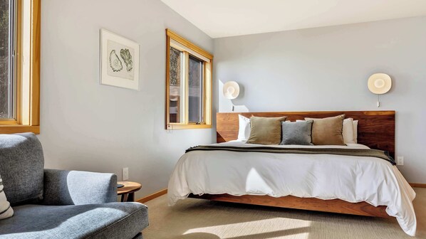 4 Schlafzimmer, Reisekinderbett, kostenloses WLAN, Bettwäsche
