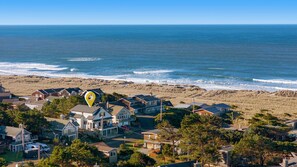 Beach nearby - Light House by Manzanita Beach Getaway: High-End w/ Ocean & Neahkahnie Views (Manzanita)