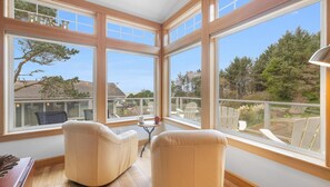 Interior - Coastal View (Neahkahnie)