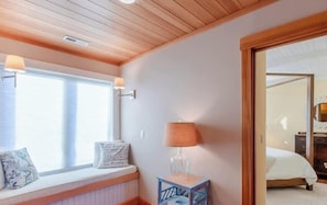 3 bedrooms, iron/ironing board, travel cot, free WiFi