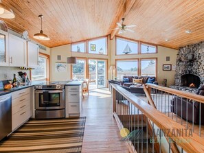 Smart TV, fireplace, DVD player, books